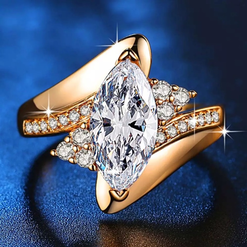 Women’s wedding ring